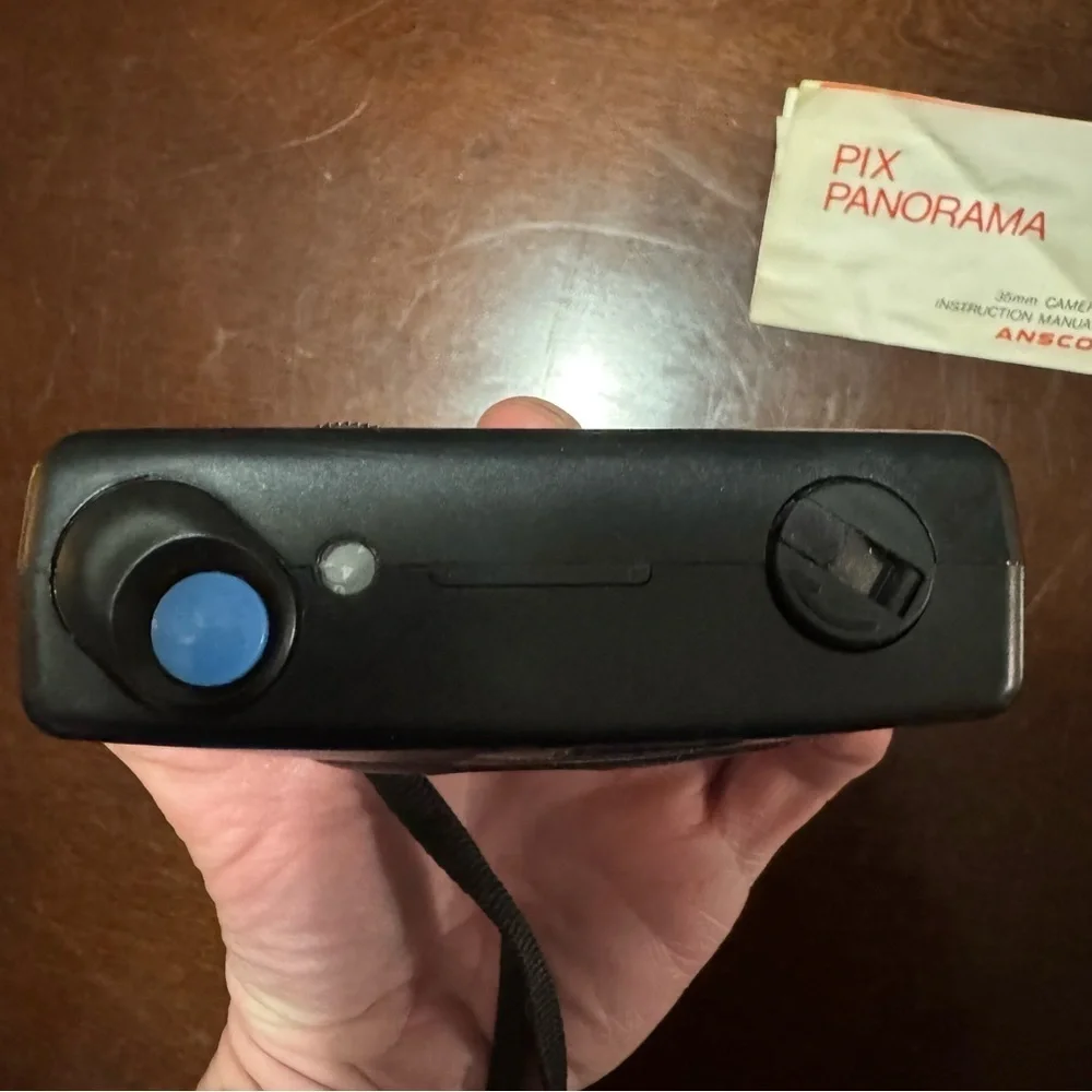 Ansco Pix 35 Panorama Focus Free 35mm Film Point & Shoot Camera Tested Working